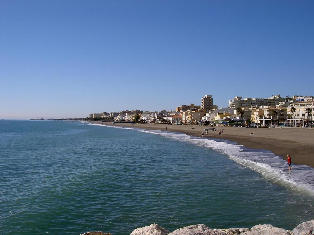 Sr Mediterraneo Playa De La Carihuela Torremolinos Exterior foto